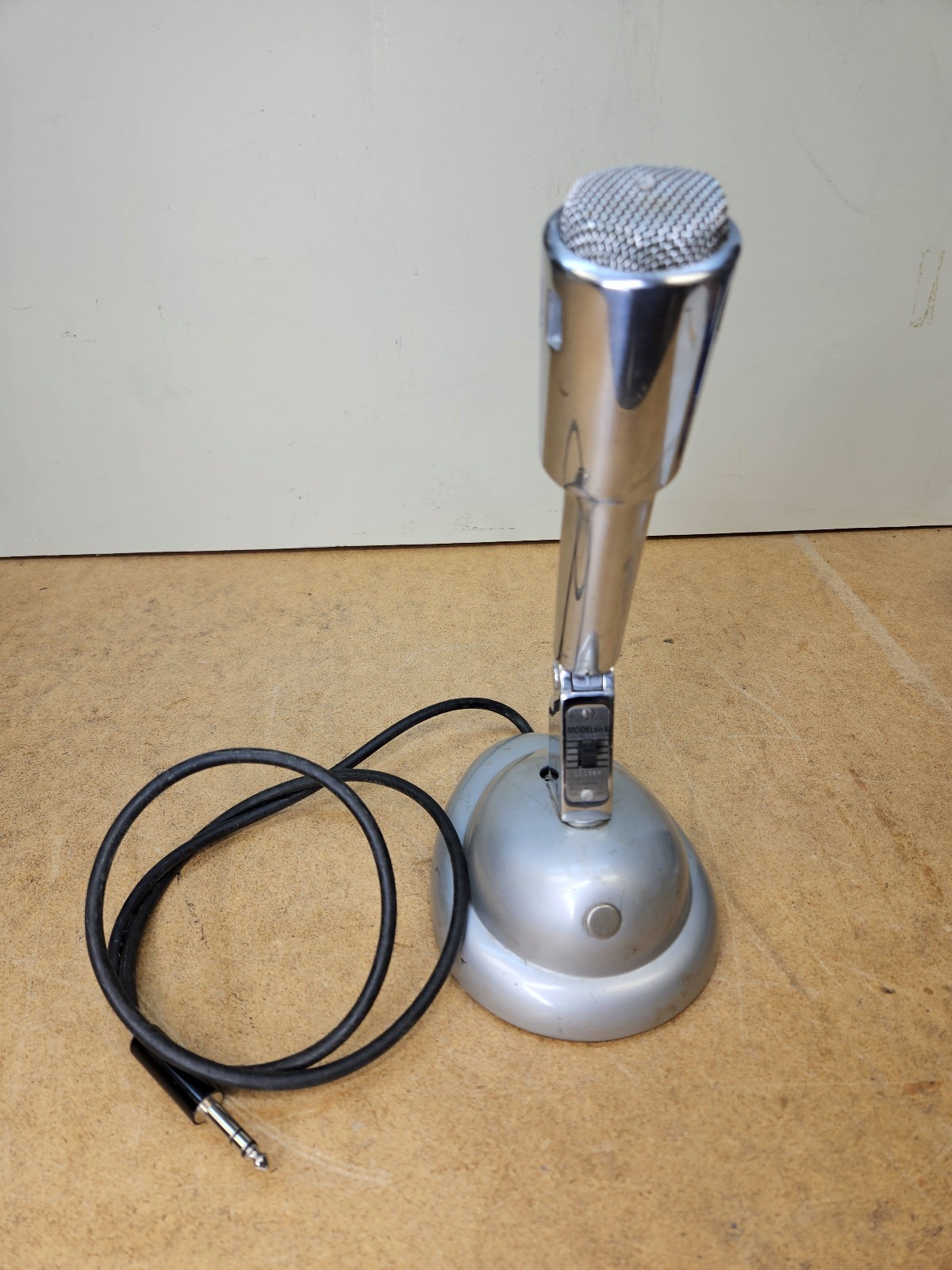 Vintage Electro Voice Model 664 Microphone Dynamic Cardioid W/ Stand – Untested