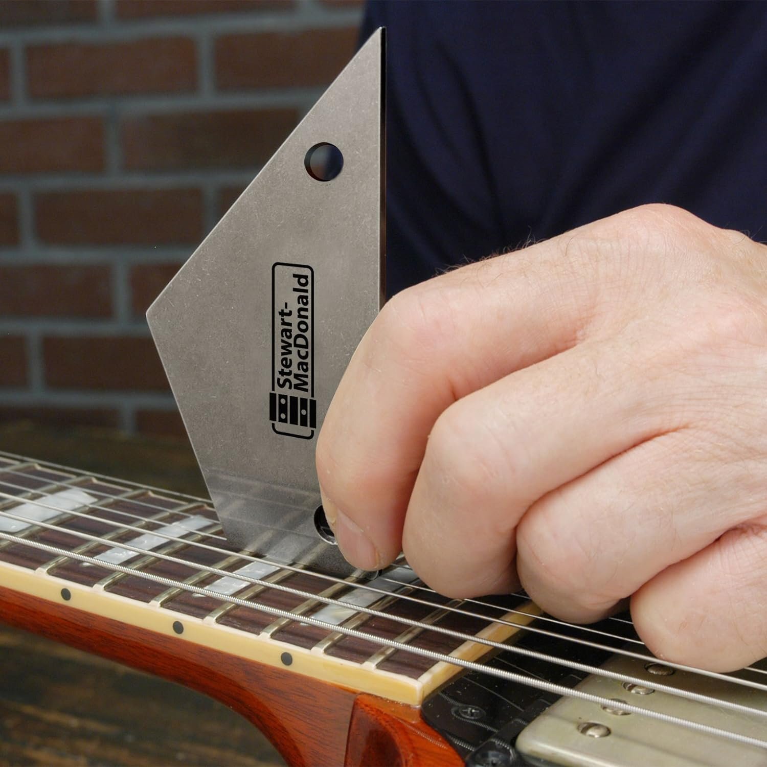 StewMac Fret Rocker – The Original Stainless Steel Fret Rocker 4-in-1 Mini…