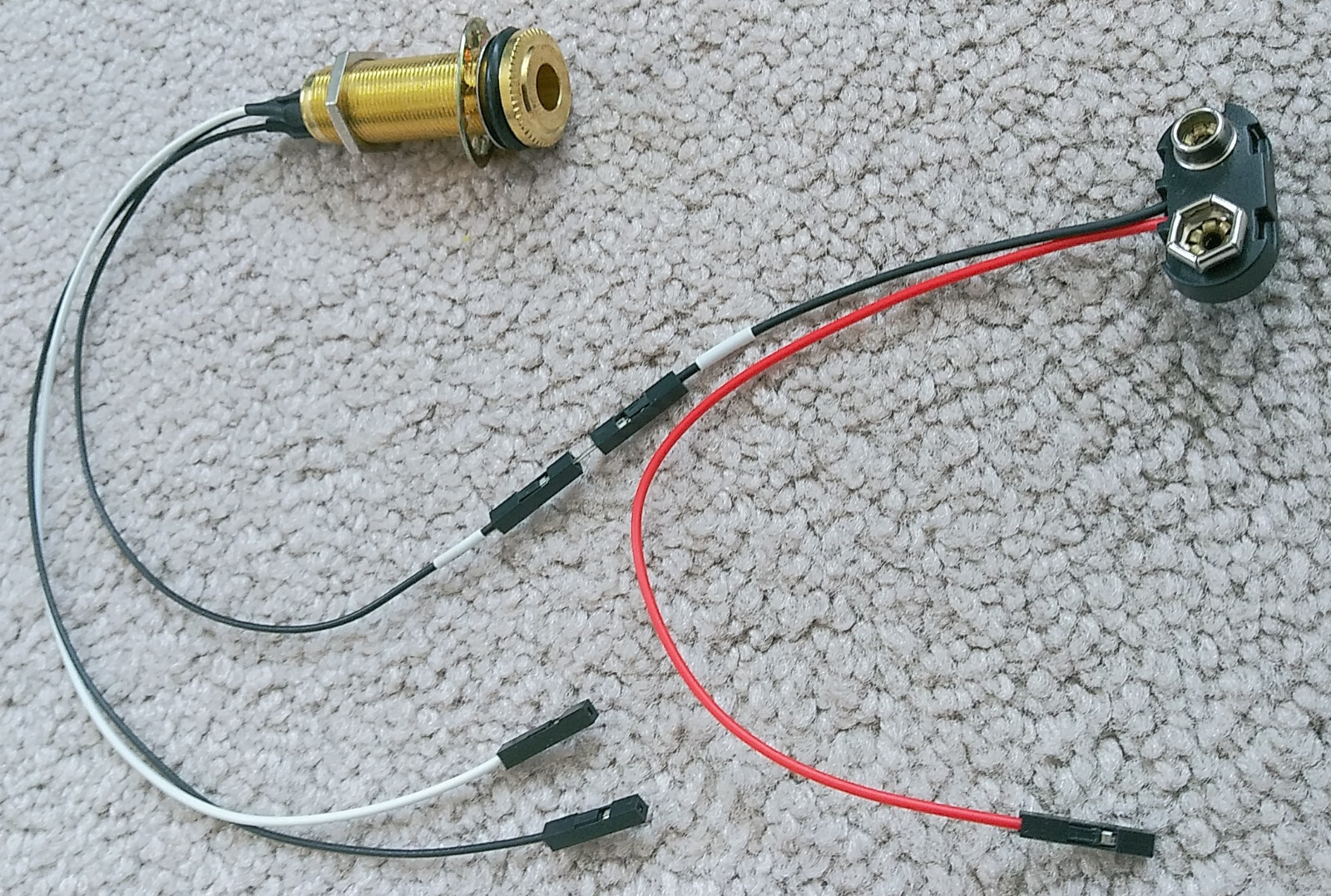 SOLDERLESS Wiring GOLD LONG BARREL JACK Battery Clip 152B for emg Ibanez **NEW**