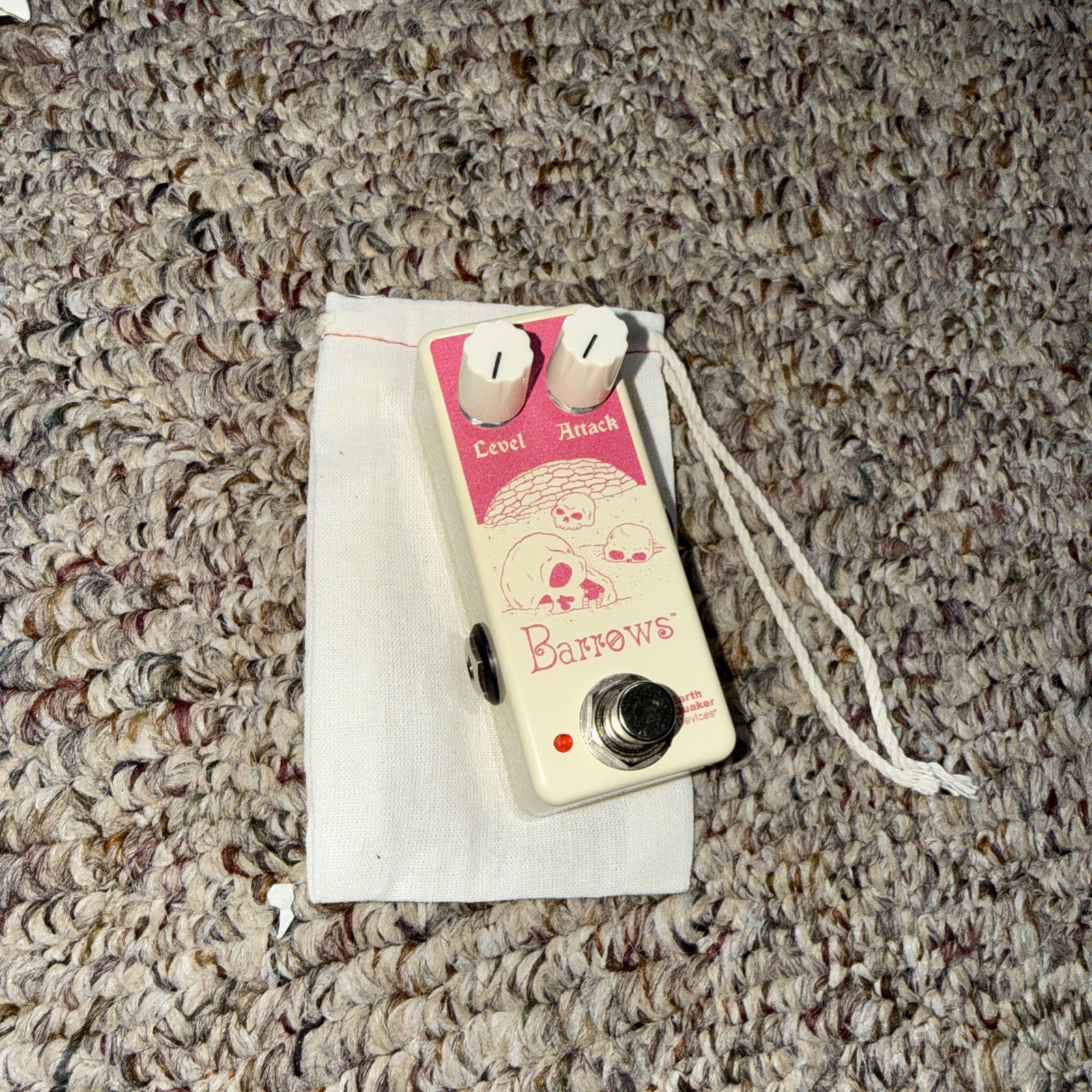 EarthQuaker Devices Barrows Fuzz Attacker Pedal EFFECTS NEW – PERFECT CIRCUIT