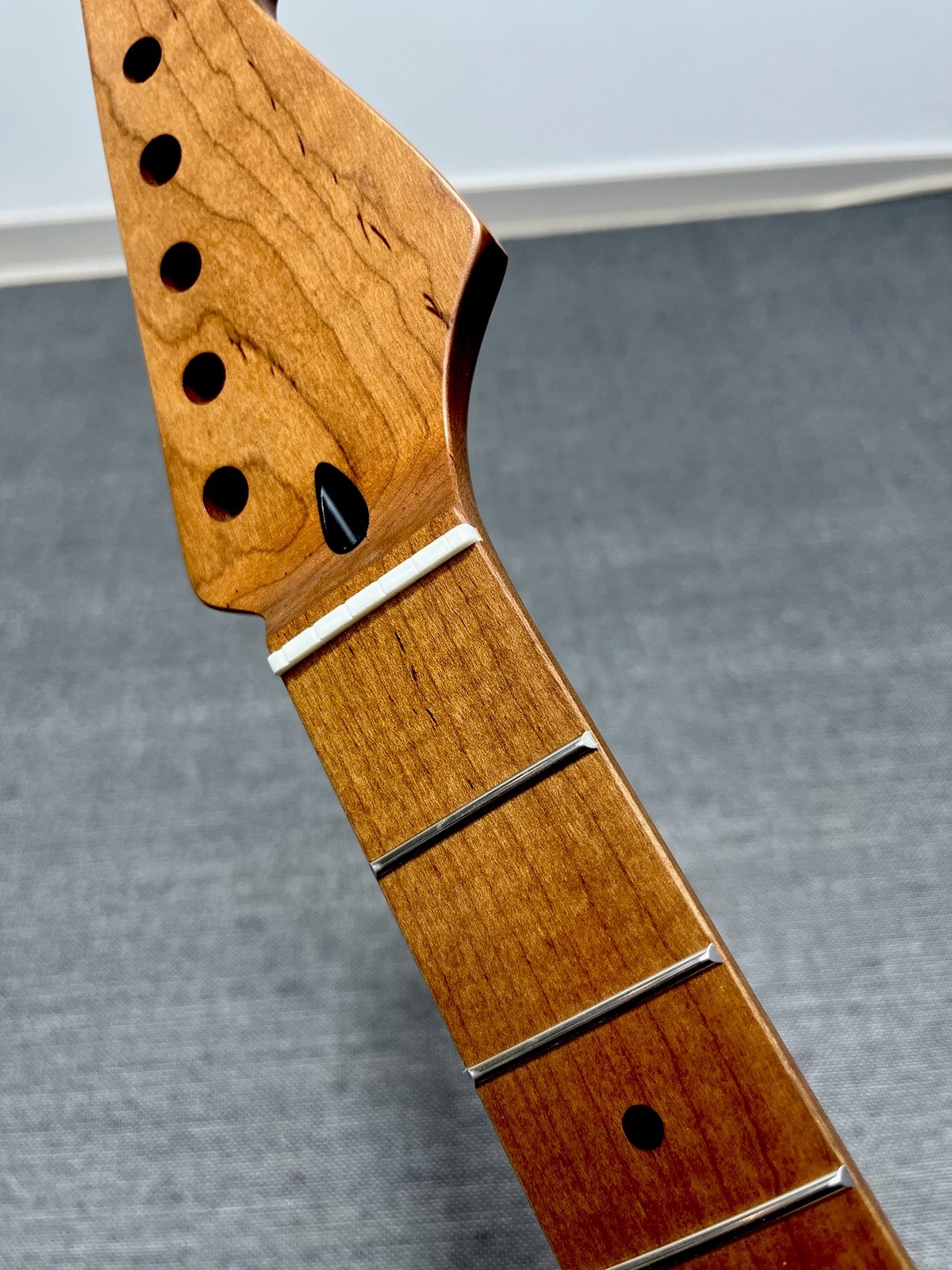 Stainless 22Frets DIY satin Roasting Flame Maple Electric guitar Neck 25.5in