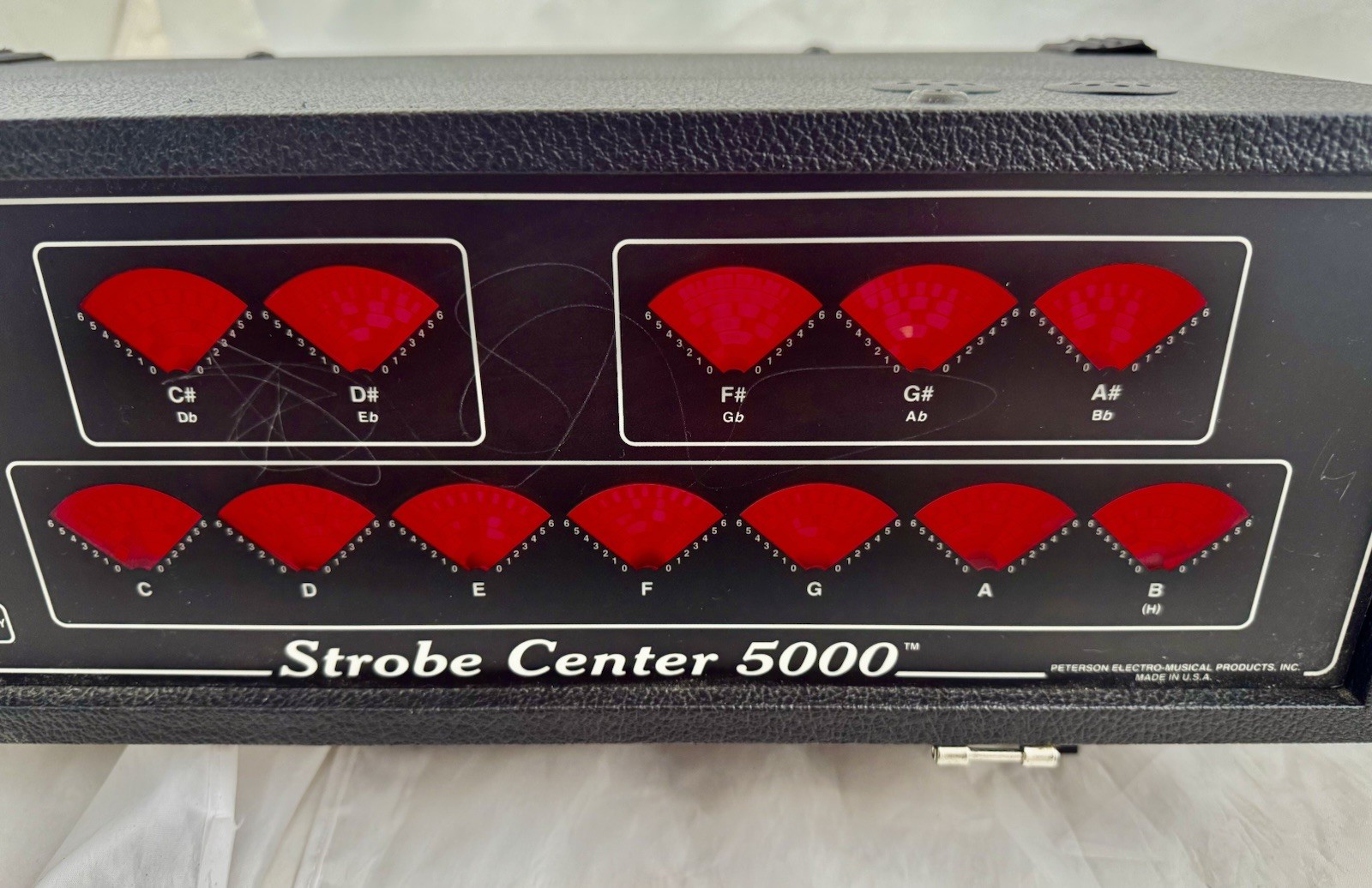 Peterson Audio Visual Tuner Model 5000 Strobe Center With Case