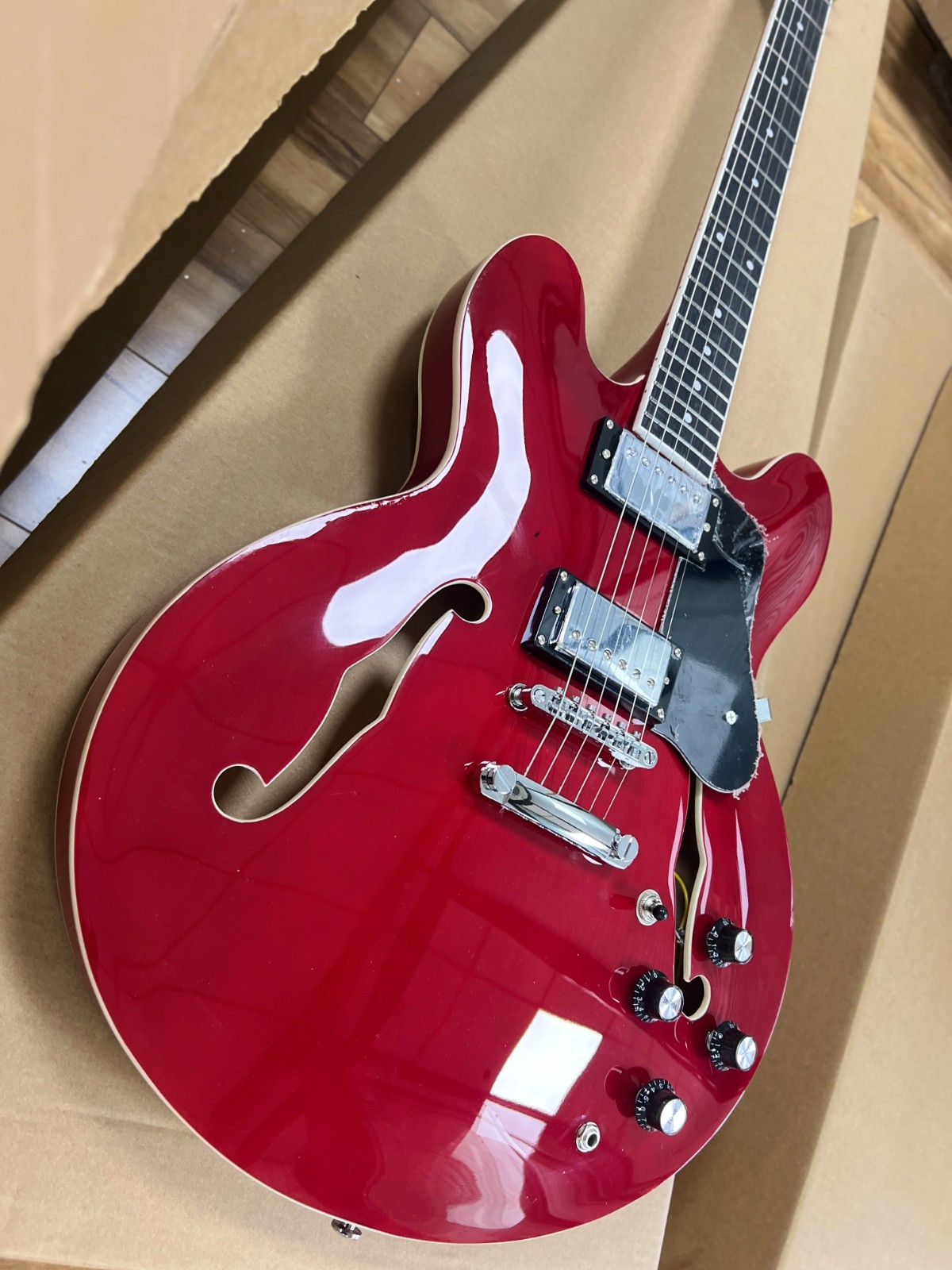US Ship ES-335 Semi-Hollow Electric Guitar Cherry colored metallic paint