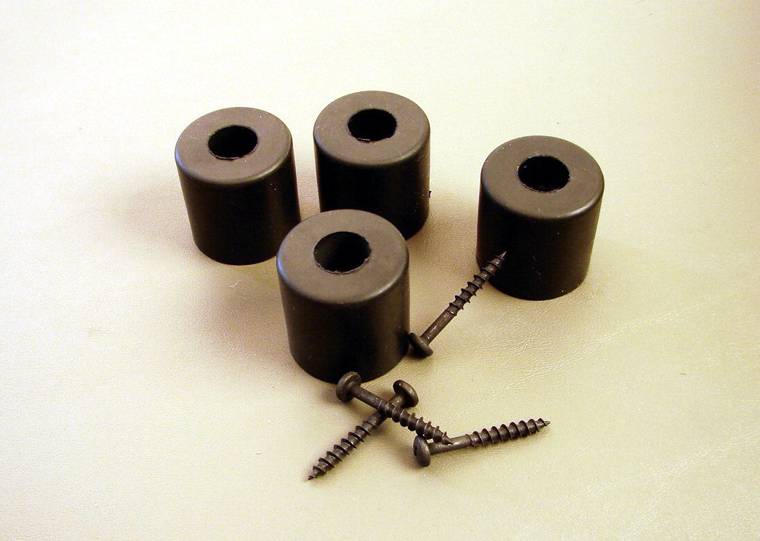 (4 PACK) PENN ELCOM 9145 Amp / Case / Cabinet Rubber Foot Bumper 1-1/2″ X 1-1/2″