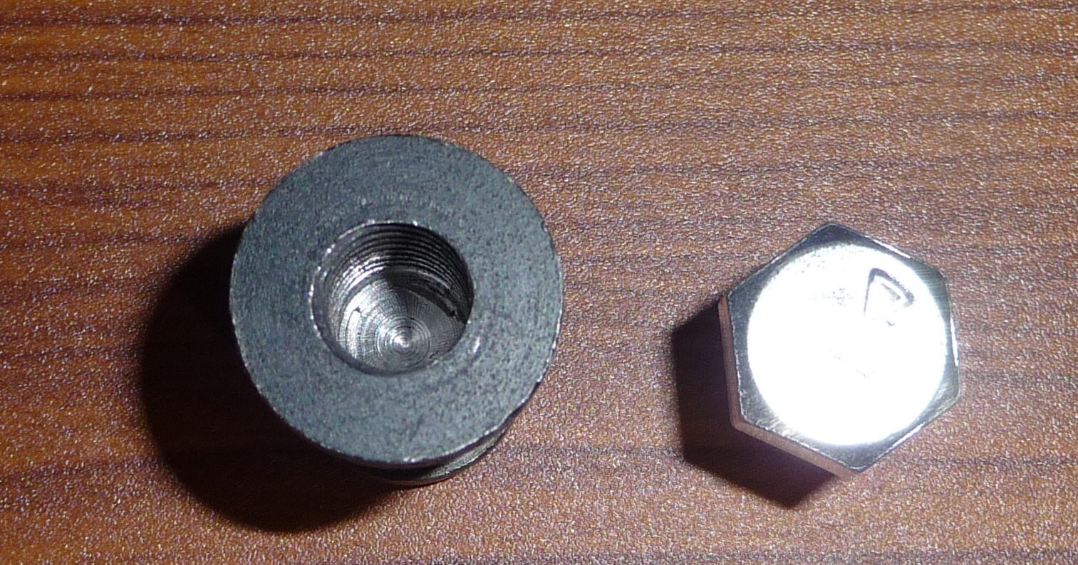 Light stand LS101 Adapter (Connect T-Bar to Stand)