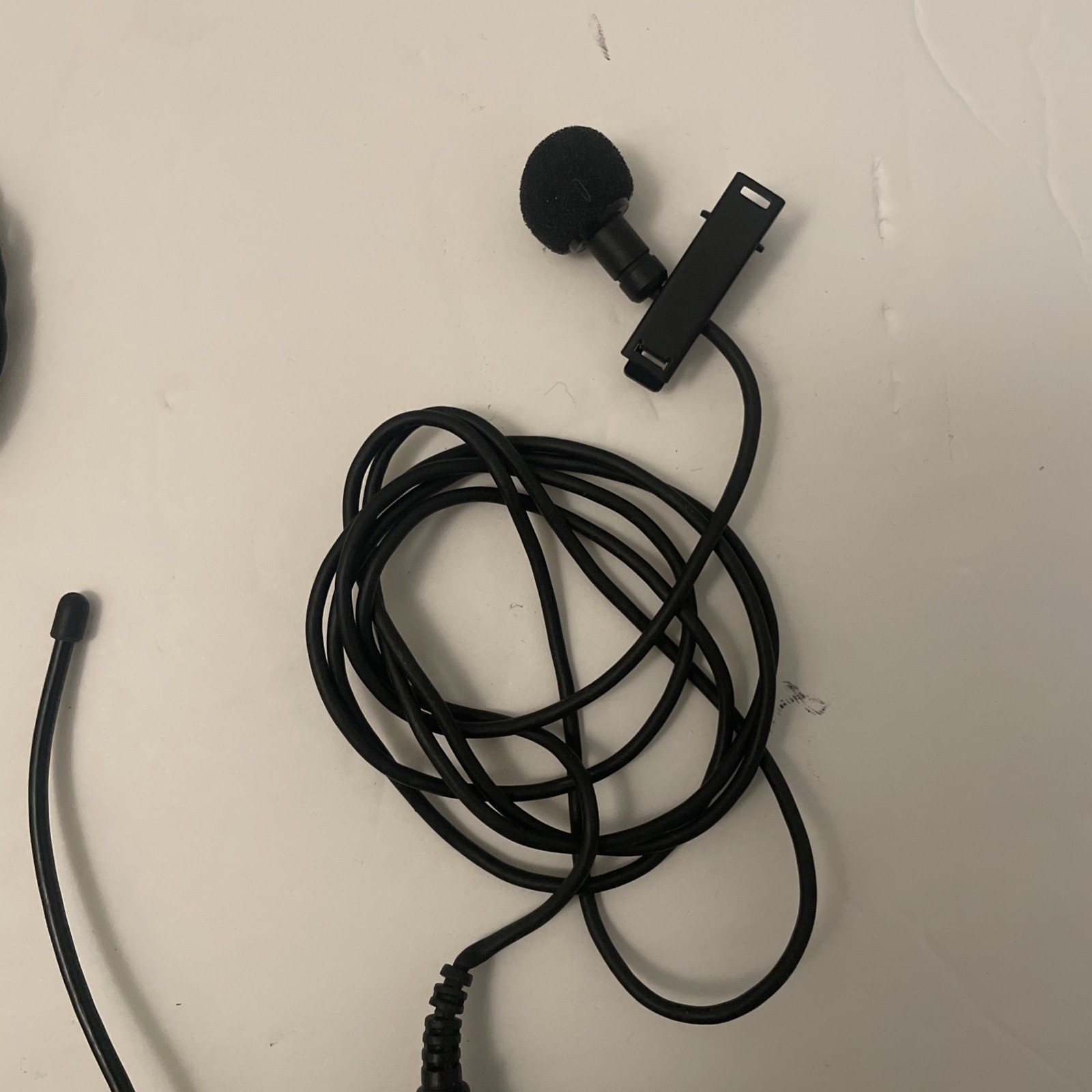Lot of 2 Sony UTX-B03 Digital Wireless Transmitter w/ Microphones /Batteries