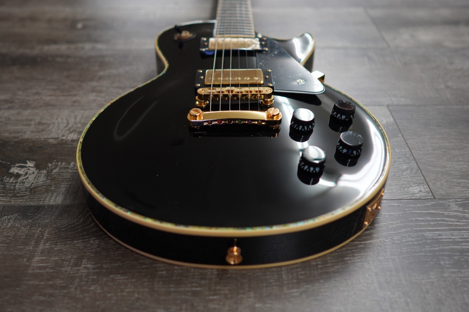 AIO SC77 Electric Guitar -Solid Black