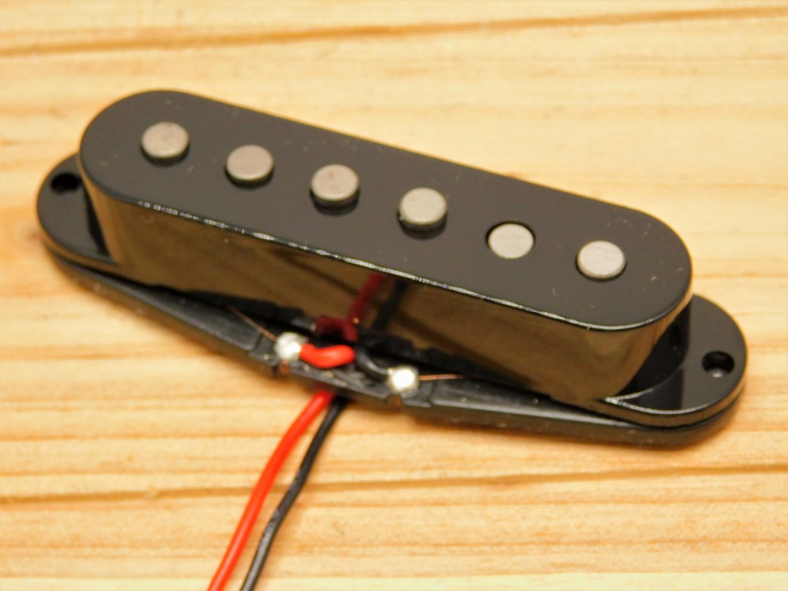 G.M. 62’z Alnico 5 Middle Pickup RWPR (Black)