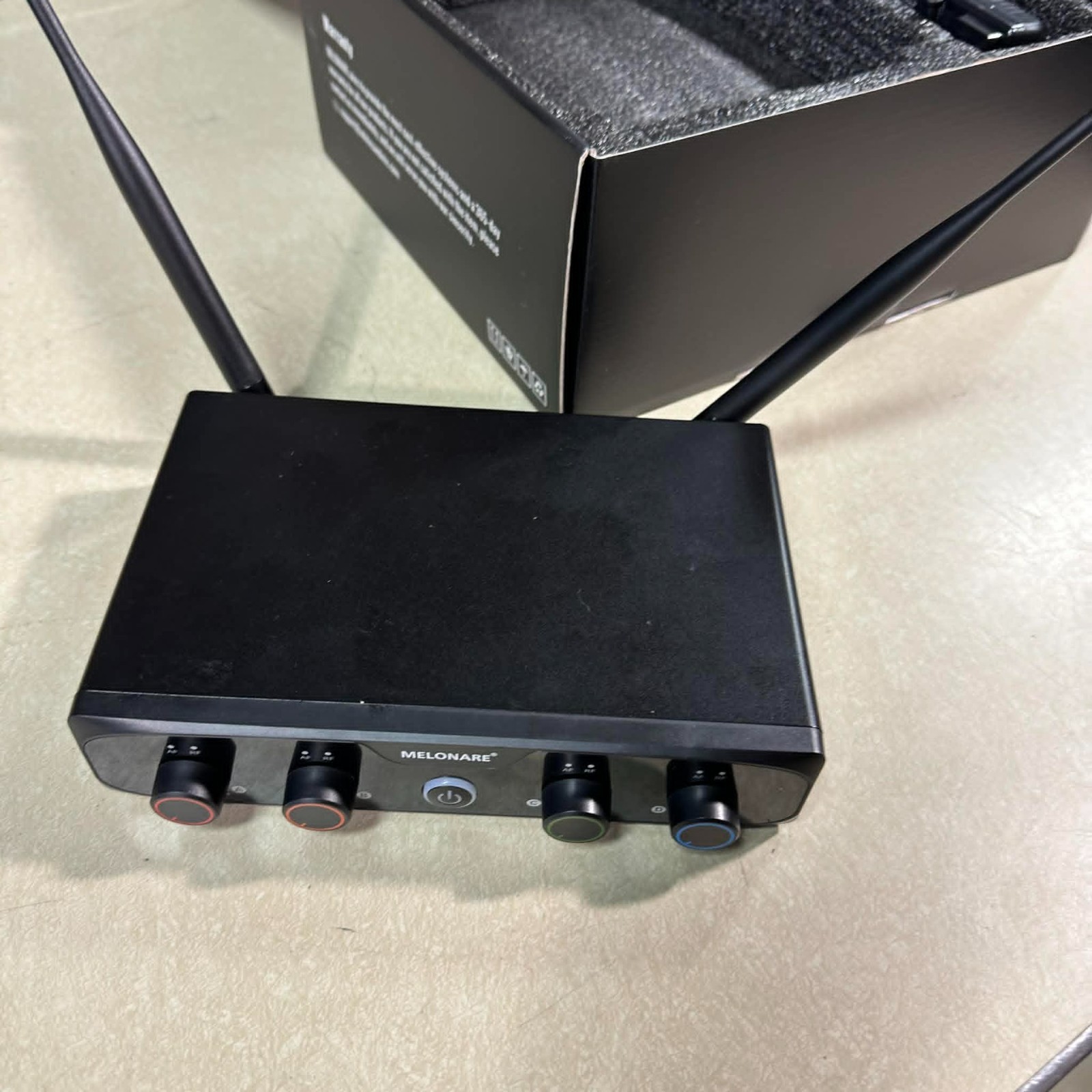 Melonare Quad Channel Wireless Microphone System Model MWM-41 Tested