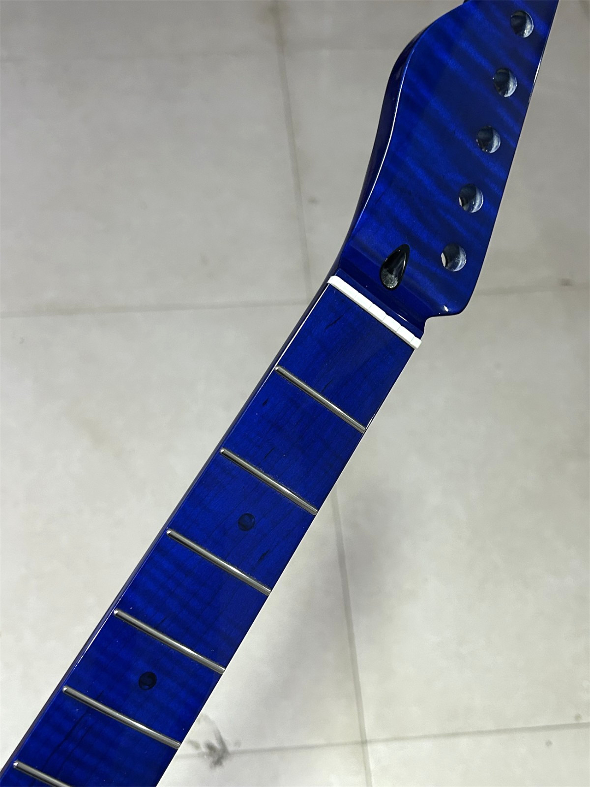 Reverse head 22fret 25.5 inch Blue Gloss Flame Maple electric guitar neck parts
