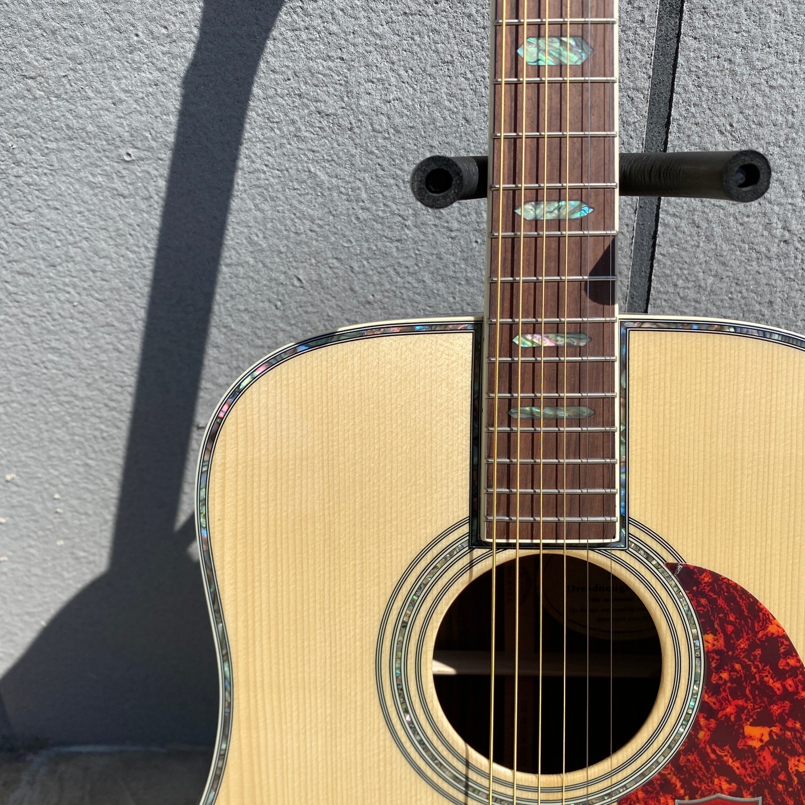 41 inches solid spruce Acoustic Guitar rosewood fingerboard 20 frets