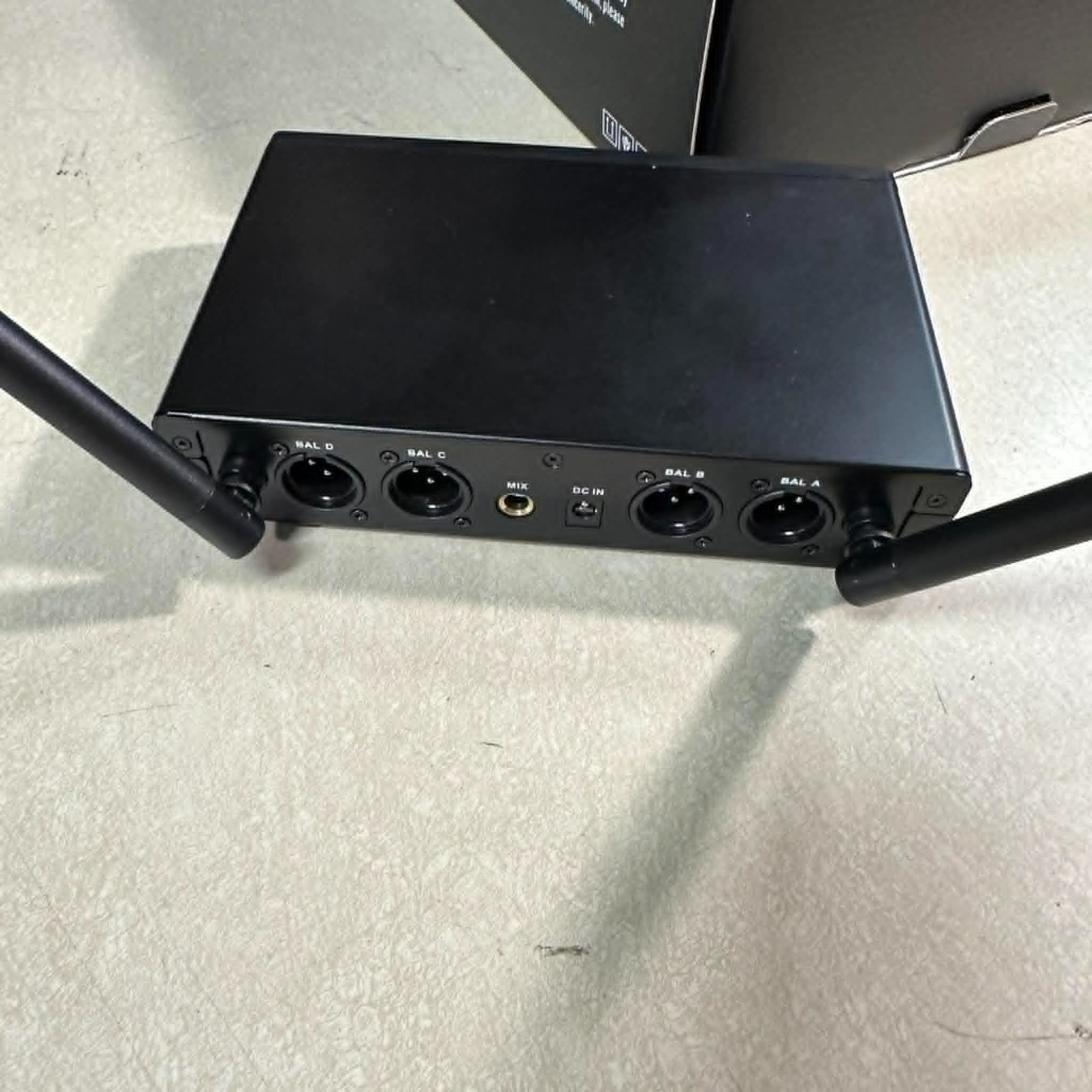 Melonare Quad Channel Wireless Microphone System Model MWM-41 Tested
