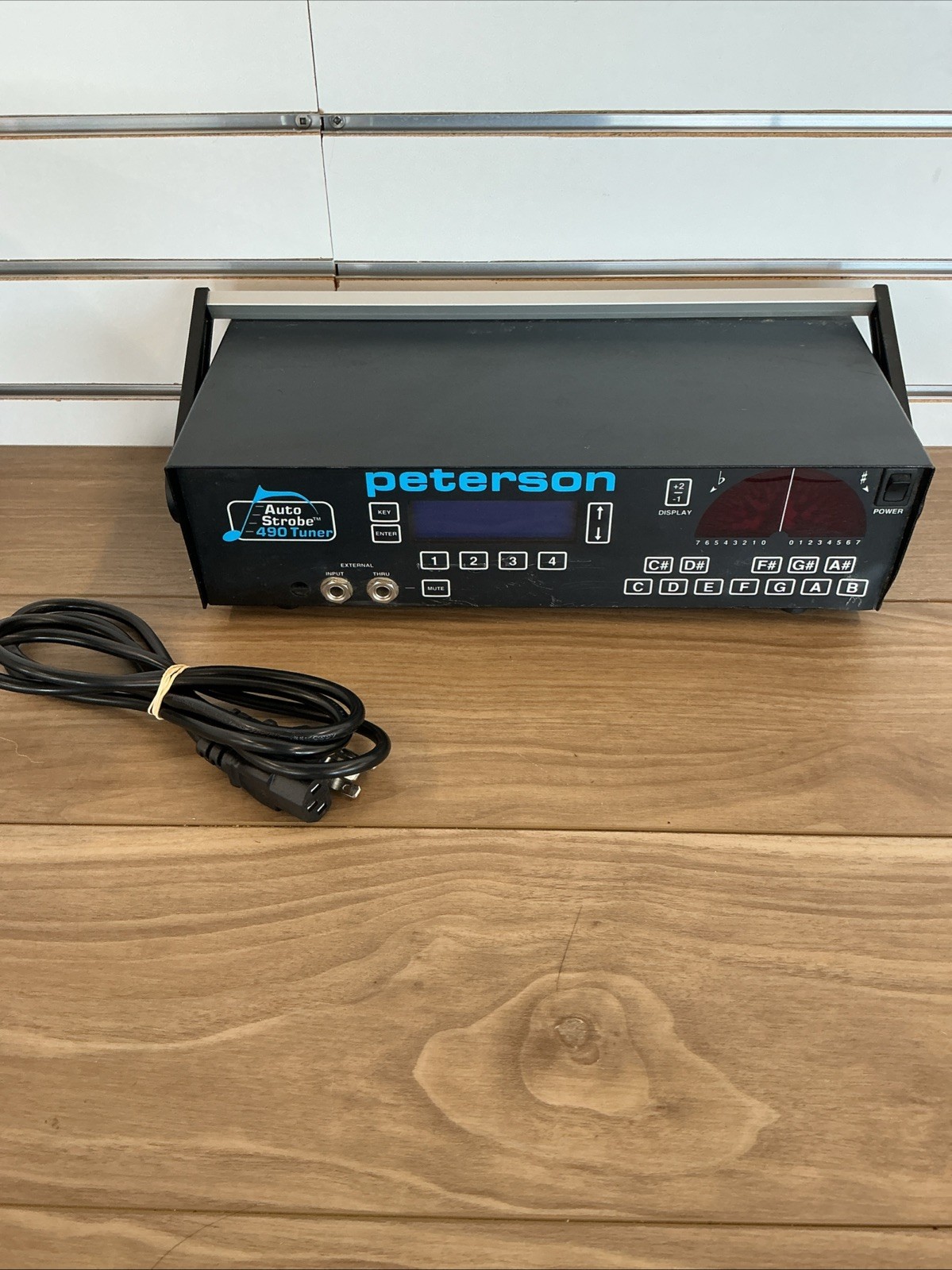Peterson AutoStrobe 590 Tuner Black AutoStrobe Built-in Microphone Analog