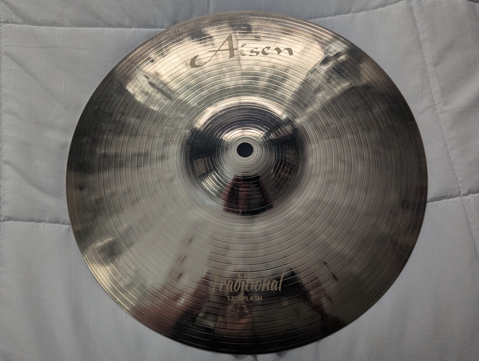 Aisen 12 In Traditional Splash Cymbal ( New ) W/ 2 Cymbal Felts