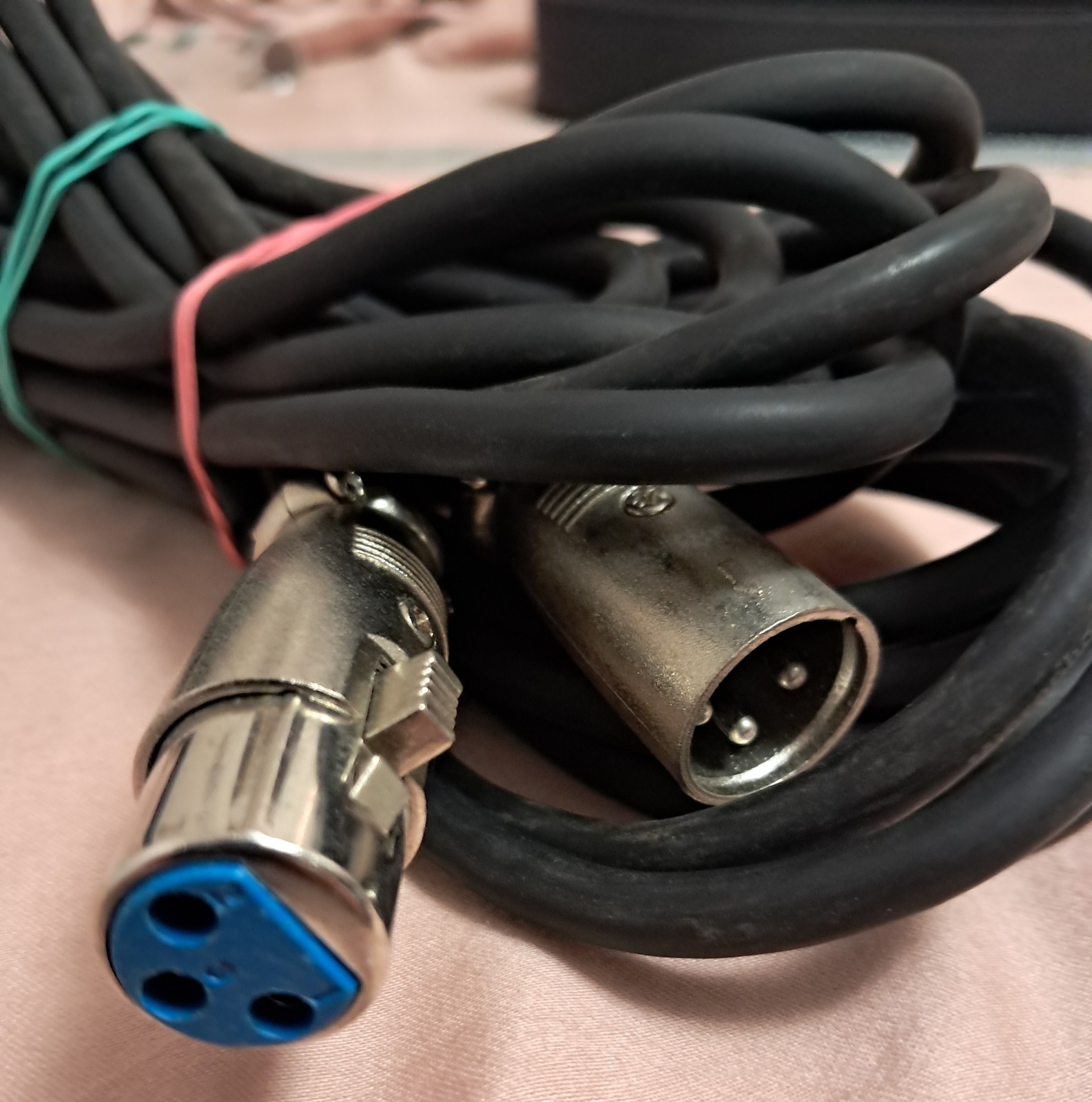 20ft – Shielded XLR Balanced Microphone Cable Mic Pro Audio Cord Male to Female