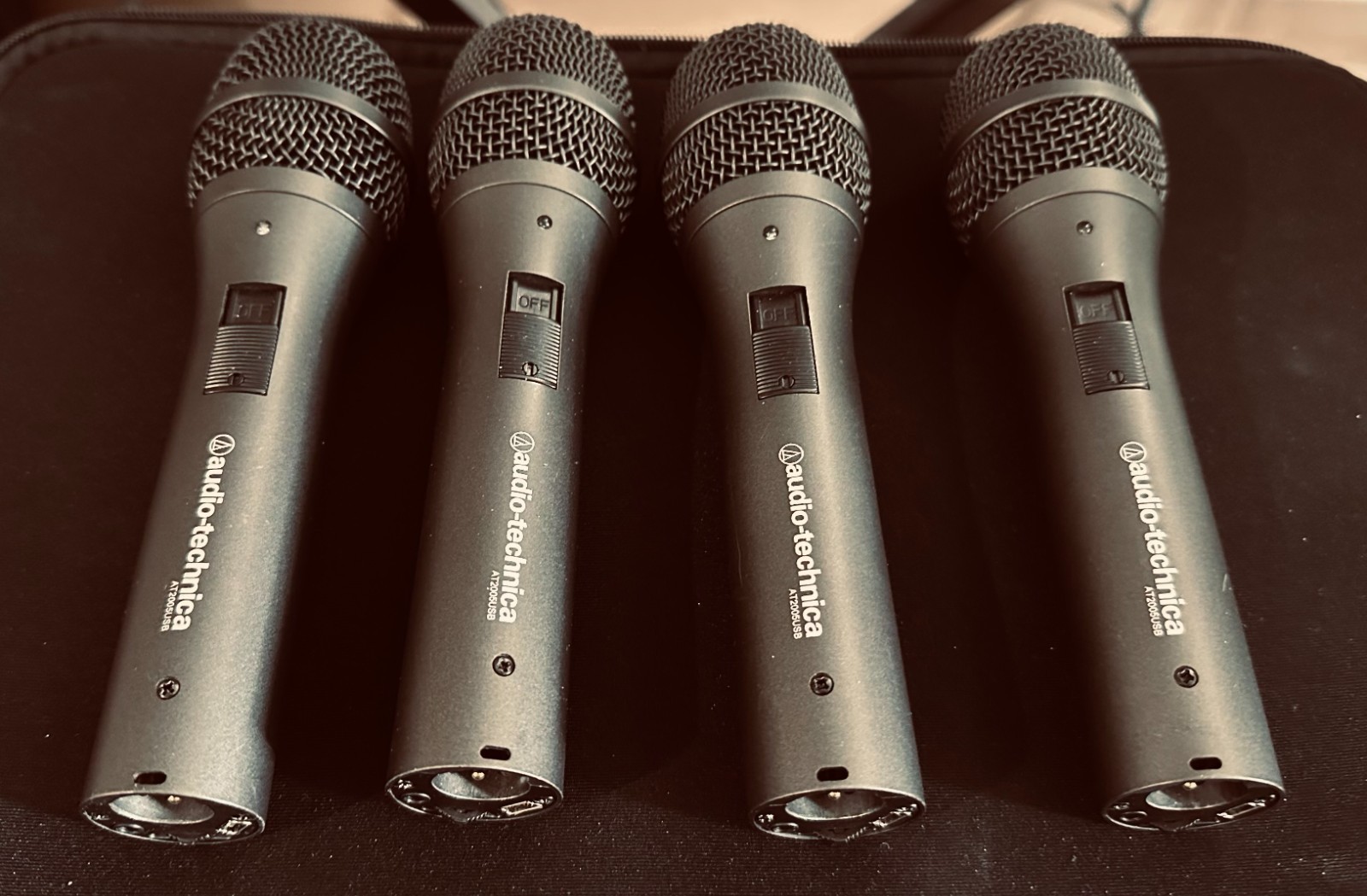 4 Audio-Technica AT2005USB Cardioid Dynamic USB XLR Microphones with 4 USB cable