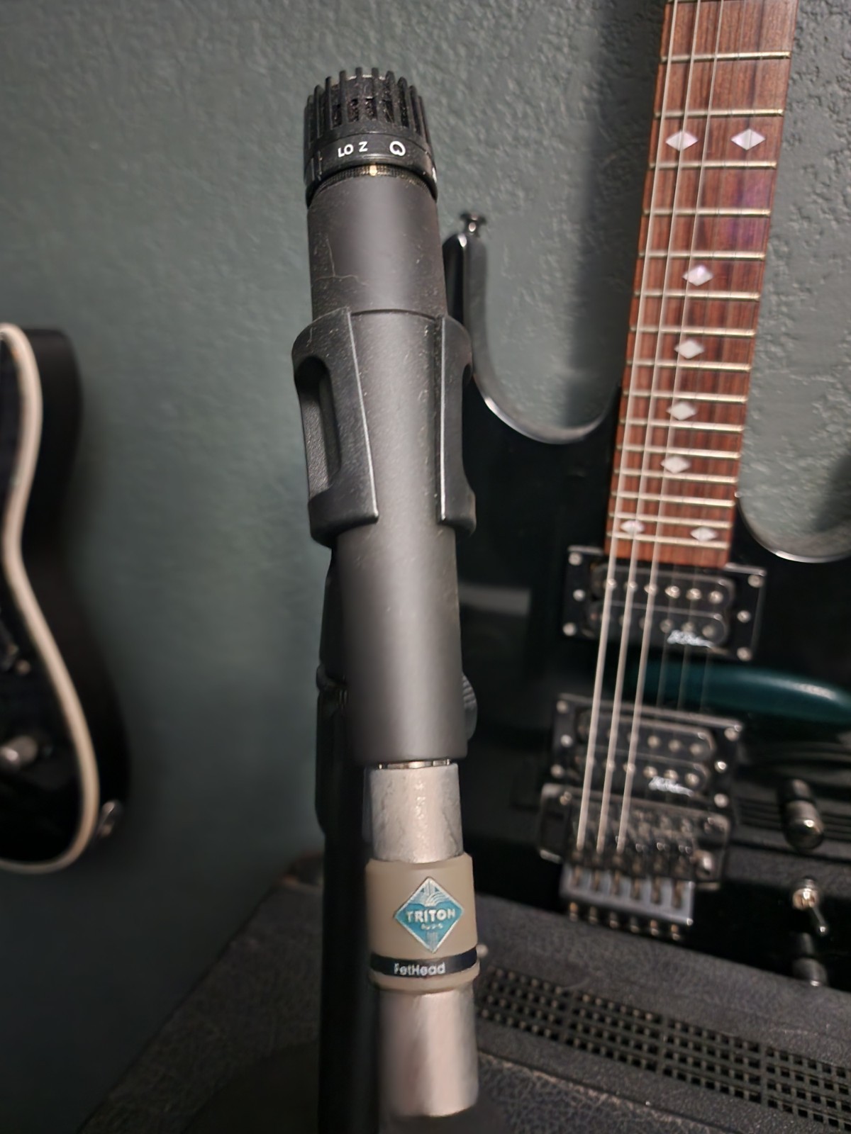 Shure SM57 With Fethead Phantom And Microphone Stand