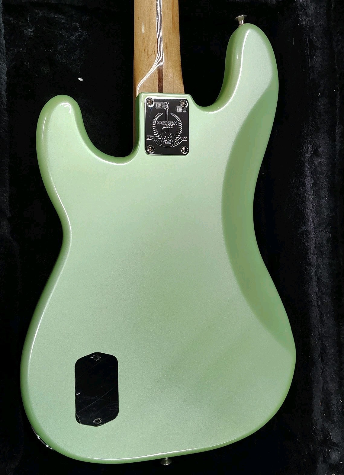 FENDER GC SFR P BASS WITH CASE MEXICO MADE EXCELLENT CON ONLY PLAYED A FEW TIMES
